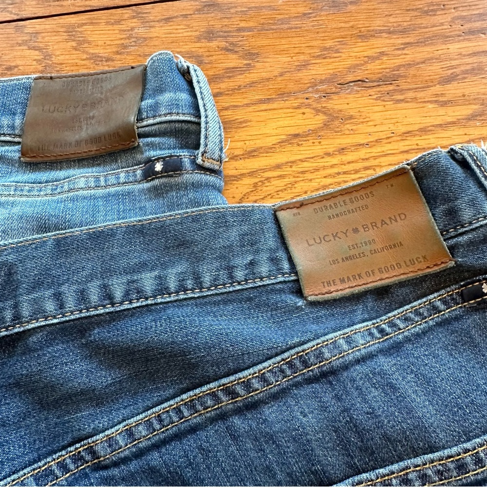 Lucky Brand 410 Athletic Slim Men’s Jeans Size 40 x 34 Two Pair - Picture 7 of 13